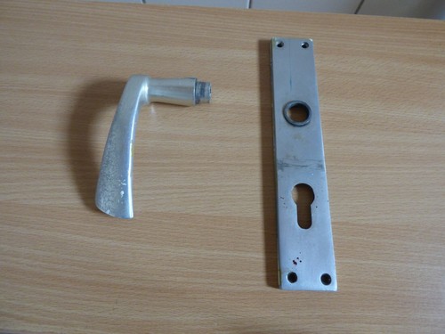 Türdrücker langschild alu - +,